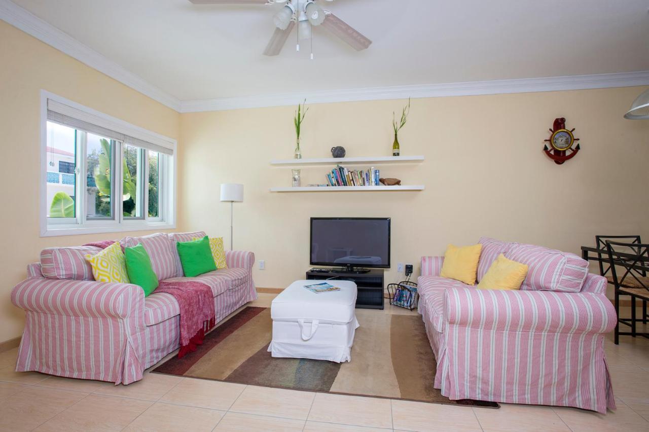 Sir Charles Guest House Palmetto Point Exterior foto